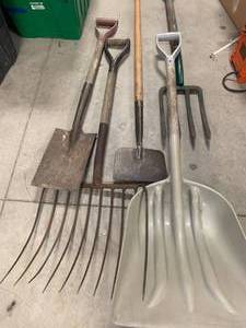 Lot of 5 Long Handled Tool