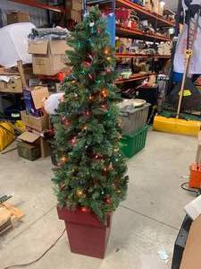 Lighted Christmas Tree Approx 5 Feet Tall