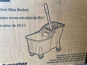 Rubbermaid Mop Bucket