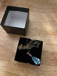 Fine Gold Tone With Topaz Stone Necklase 925