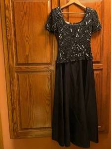 Stunning Evening Gown-Navy With Navy Beads, Sequence Size 6, Made By Stenay. Worn Once.