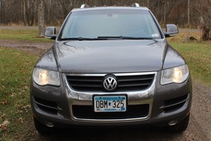 2010 Volkswagen Touareg V6 TDI DIESEL AWD - 2 Owners -