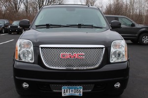 2013 GMC Yukon XL Denali - 2 Owners -