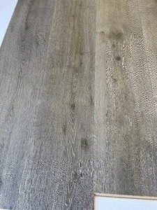 533 SF of Water Restistant Laminate Flooring 7.5x54 Oak 0542  - H1