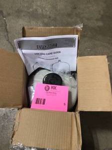 lot 5 image: Everbilt 2 gal. Thermal Expansion Tank  Customer Returns See Terms on Auction