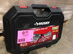 lot 22 image: Husky Mechanics Tool Set (194-Piece)   Customer Returns See Terms on Auction