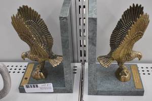 lot 17 image: Book Ends