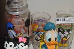 lot 39 image: Walt Disney Collection