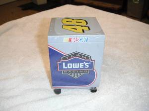 lot 7 image: Jimmie Johnson Mini War Wagon Toolbox Never opened