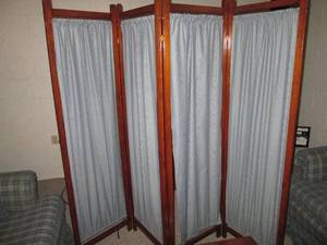 Accordian Style folding privacy scr...