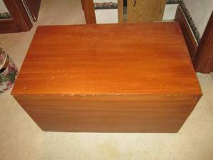 35x20x19 wooden box...