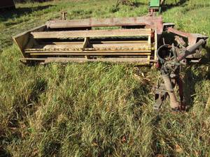Antique New Holland Hay Conditioner...