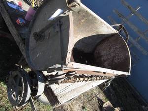 Antique Farmers Dump Bucket. Perfec...