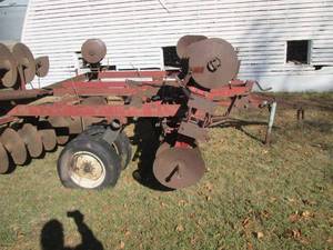Antique International Harvester hyd...