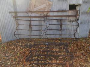 Heavy duty metal Antique Farmers Le...