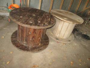 Pair of (2) Empty Cable spools to u...