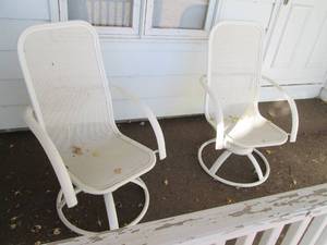 Pair of (2) White coated metal outd...