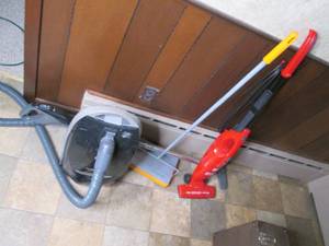 Nice assortment of cleaning supplie...