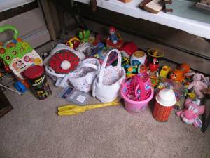 Lot of toys and games, several rare...