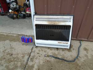lot 174 image: Redi heater wall mount with fan. Consignor states it works. As shown.