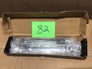 GEARWRENCH Flex Flare Metric Nut Wrench Set (6-Piece) Customer Returns See Terms on Auction