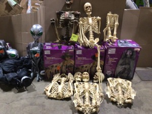 Lot of Assorted Halloween Decorations May Contain Missing Pieces Open Box Customer Returns See Terms on Auction