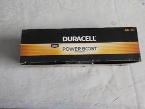 lot 27 image: 36 Duracell AA Batteries...