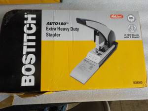 lot 34 image: Bostitch Auto 180 Extra Heavy Duty ...