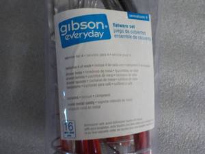 lot 40 image: 16 pc Gibson Everyday Flatware Set...