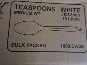 lot 48 image: Case of 1000 White Medium Weight Te...