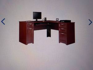 lot 83 image: Real space Magellan Classic Cherry ...