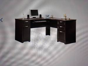 lot 87 image: Real Space Magellan L Shape Desk e...