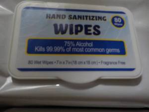 lot 107 image: Case of 30 packs 80 ct Hand Sanitiz...