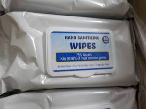 lot 108 image: Case of 30 packs 80 ct Hand Sanitiz...