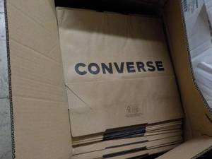 lot 119 image: Case of 250 Shopping Bags 16 x 6 x ...