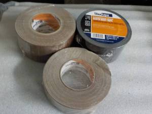 lot 152 image: 3 rolls Shurtape Cloth Duct Tape, 1...