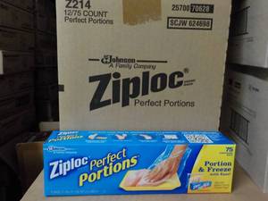 lot 225 image: Case of 12 Boxes Ziploc Perfect Por...