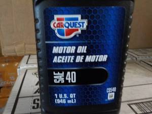 lot 257 image: Case of 12 qt Bottles Carquest Moto...