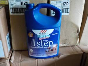 lot 305 image: 96 oz Jug Mohawk 1 Step Carpet and ...