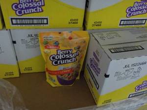 lot 371 image: 5 Boxes Malt O Meal Berry Colossal ...