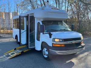 2010 Chevrolet 4500 Mobility Van  Bus