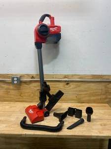 lot 21 image: MILWAUKEE M18 FUEL 18-Volt Lithium-Ion Brushless 0.25 Gal. Cordless Jobsite Vacuum (Tool-Only)