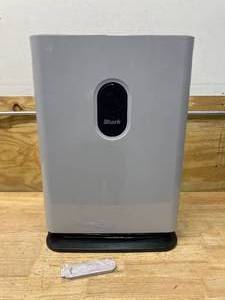 lot 49 image: SHARK Air Purifier 4 with Anti-Allergen Multi-Filter Advanced Odor Lock and Smart Sensing (HE401)