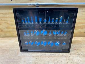 lot 96 image: Steelex D3726 Carbide Tipped Router Bit Set, 14-Inch, 30-Piece