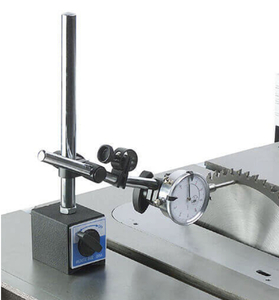 lot 98 image: Woodstock Dial Indicator with Magnetic Base in Case D3207