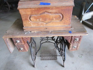 Singer Treadle Sew Machine