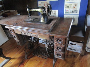 Fancy Singer Treadle Sew Machine