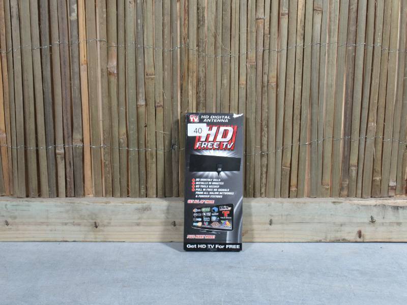 lot 40 image: HD Free TV Digital Antenna HD TV Digital Receive Satellite TV Indoor Antenna As Seen on TV