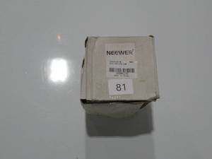 lot 81 image: NEEWER Heavy Duty Metal Clamp Holder for Reflector