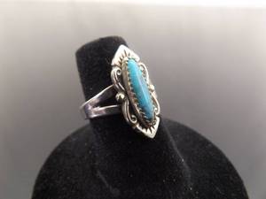 lot 38 image: .925 Sterling Silver Navajo Turquoise Ring Size 6